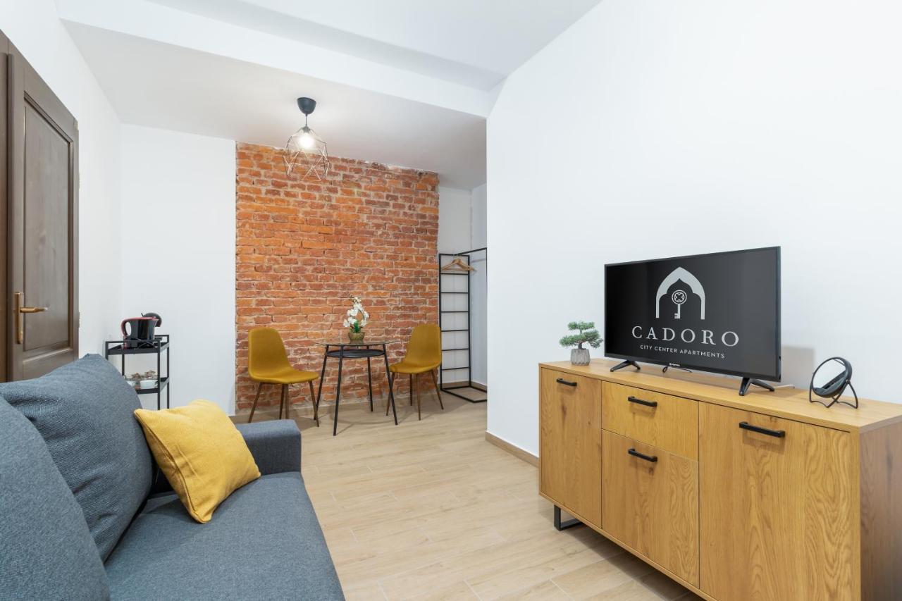 Cadoro City Center Apartments Oradea Exteriör bild
