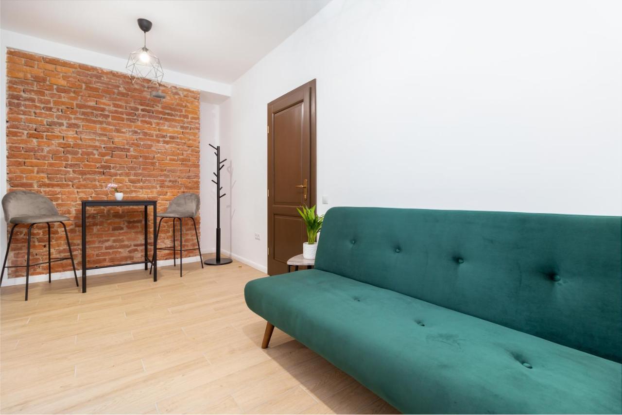 Cadoro City Center Apartments Oradea Exteriör bild