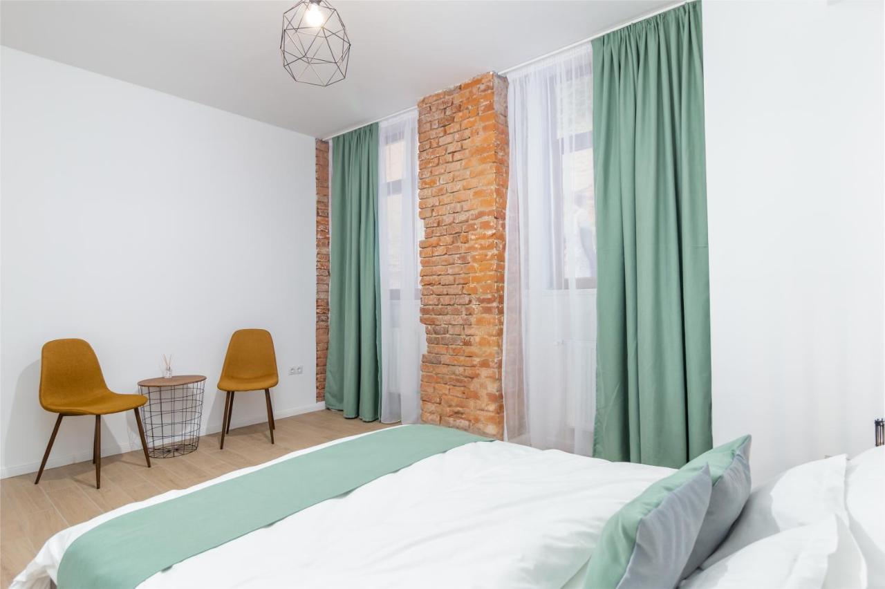 Cadoro City Center Apartments Oradea Exteriör bild