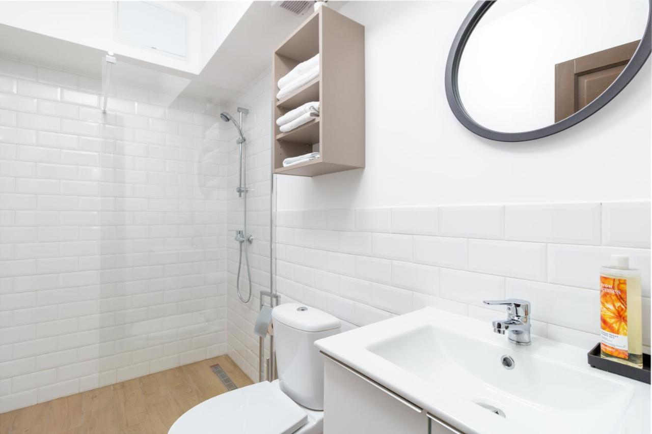 Cadoro City Center Apartments Oradea Exteriör bild