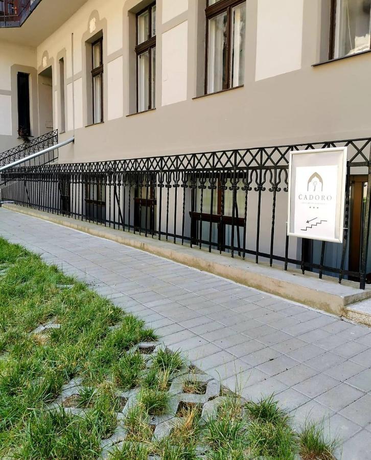 Cadoro City Center Apartments Oradea Exteriör bild